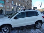 Багажник LUX на прямоугольных дугах для Volkswagen Tiguan