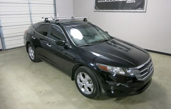 Багажник Thule на аэродинамических дугах для Honda Crosstour - ОбвесКарРу VIN: 969-754-1588. 