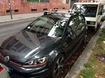 Багажник Thule на аэродинамических дугах для Volkswagen Golf