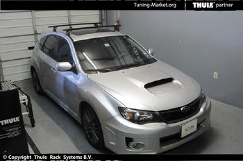Багажник Thule WingBar Black на аэродинамических дугах для Subaru Impreza - ОбвесКарРу VIN: 961200-753-3068. 