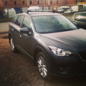 Багажник Thule WingBar Edge на интегрированных дугах для Mazda CX-5 - ОбвесКарРу VIN: 9595-3069. 