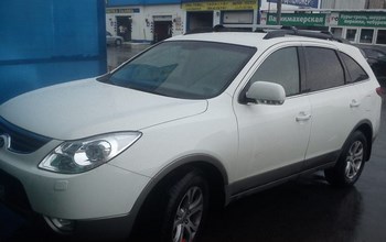 Багажник Thule WingBar Edge на интегрированных дугах для Hyundai ix55 - ОбвесКарРу VIN: 9583. 