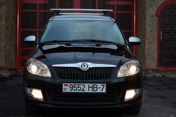 Багажник Thule WingBar на аэродинамических дугах для Skoda Roomster - ОбвесКарРу VIN: 961-757. 