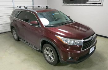 Багажник Thule WingBar на аэродинамических дугах для Toyota Highlander - ОбвесКарРу VIN: 969-753-3134. 