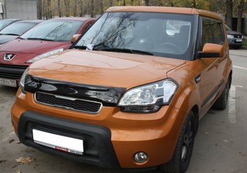 Дефлектор капота EGR темный для Kia Soul - ОбвесКарРу VIN: SG-9319DS. 