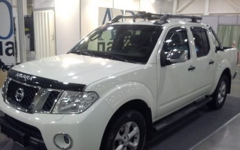 Дефлекторы боковых окон EGR для Nissan Navara - ОбвесКарРу VIN: 92263026B. 