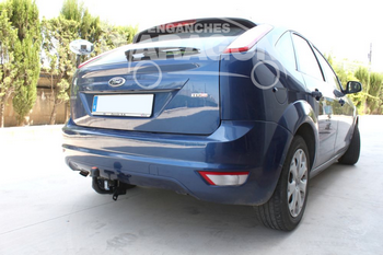 Фиксированный фаркоп Aragon для Ford Focus - ОбвесКарРу VIN: E2013AA. 