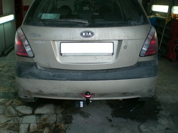 Фиксированный фаркоп VFM-Bosal для Kia Rio хэтчбек - ОбвесКарРу VIN: 6733-A. 