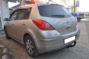 Фиксированный фаркоп VFM-Bosal для Nissan Tiida хэтчбек - ОбвесКарРу VIN: 4362-A. 