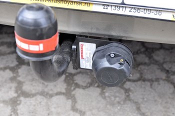 Фиксированный фаркоп VFM-Bosal для Renault Sandero Stepway (2010-2014) - ОбвесКарРу VIN: 1427-A. 