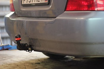 Фиксированный фаркоп VFM-Bosal для Toyota Corolla IX седан - ОбвесКарРу VIN: 3035-A. 