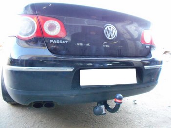 Фиксированный фаркоп VFM-Bosal для Volkswagen Passat B6 седан - ОбвесКарРу VIN: 2185-A. 