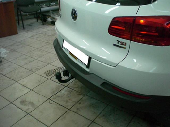 Фиксированный фаркоп VFM-Bosal для Volkswagen Tiguan - ОбвесКарРу VIN: 2181-A. 