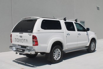 Фирменный кунг SJS R2 для Toyota Hilux - ОбвесКарРу VIN: STD-TOYRV-SL-040. 