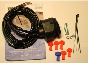 Комплект универсальной электрики Thule Brink для Skoda Fabia универсал (1999-2007) - ОбвесКарРу VIN: 766011. 
