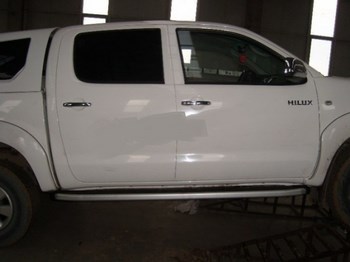 Пороги алюминиевые (Alyans) для Toyota HiLux - ОбвесКарРу VIN: TOHL.47.3421. 