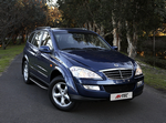 Пороги алюминиевые с черным кантом для Ssang Yong Kyron