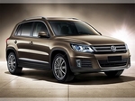 Пороги алюминиевые с черным кантом для Volkswagen Tiguan