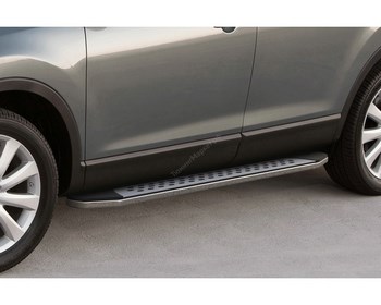 Пороги алюминиевые с пластиковыми накладками для Chery Tiggo 5 (2014-н.в.) - ОбвесКарРу VIN: B173AL. 