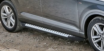 Пороги алюминиевые с пластиковыми накладками для Haval H2 (2013-2015) - ОбвесКарРу VIN: D173AL. 