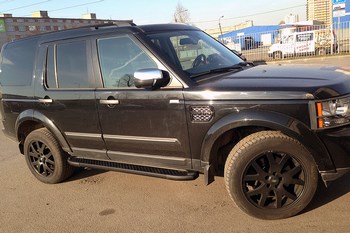 Пороги алюминиевые (Sapphire Black) для Land Rover Discovery 4 - ОбвесКарРу VIN: LADI.54.1487. 