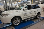 Пороги алюминиевые (Sapphire Silver) для Mitsubishi Outlander