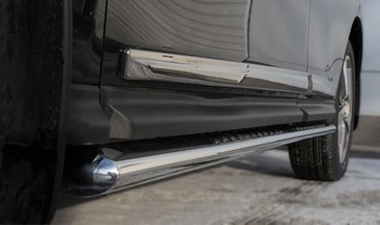 Пороги труба D120хD60 овал с проступью RUSSTAL для Nissan Pathfinder - ОбвесКарРу VIN: NPO-002024. 