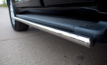 Пороги труба D42 RUSSTAL для Toyota Land Cruiser 200 - ОбвесКарРу VIN: LCT-00020013. 
