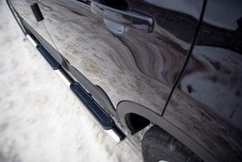 Пороги труба D75хD42 овал с накладками RUSSTAL для Nissan Qashqai - ОбвесКарРу VIN: QNO-000777. 