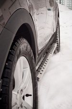 Пороги труба D75хD42 овал с проступью RUSSTAL для Kia Sportage