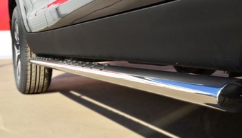 Пороги труба D75хD42 овал с проступью RUSSTAL для Kia Sportage - ОбвесКарРу VIN: KSGO-001676. 