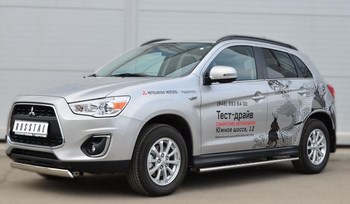 Пороги труба D75xD42 овал с проступью RUSSTAL для Mitsubishi ASX - ОбвесКарРу VIN: MASO-001326. 