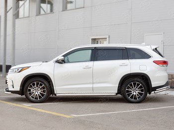 Пороги труба Russtal для Toyota Highlander - ОбвесКарРу VIN: THRL-0026221. 