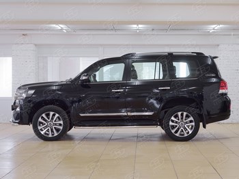 Защита порогов Russtal для Toyota Land Cruiser 200 Executive - ОбвесКарРу VIN: TLCT-002560. 