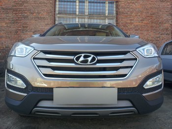Защитная сетка радиатора ProtectGrille для Hyundai Santa Fe (2012-2015 Хром) - ОбвесКарРу VIN: HSF.chrome. 