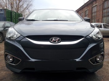 Защитная сетка радиатора ProtectGrille для Hyundai IX35 (2010-2015 Черная) - ОбвесКарРу VIN: HIX35.black. 