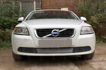 Защитная сетка радиатора ProtectGrille для Vovlo S40 (2007-2012 Хром) - ОбвесКарРу VIN: VS40.07.chrome. 