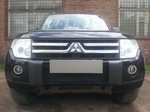 Защитная сетка радиатора ProtectGrille для Mitsubishi Pajero IV (2008-2011 Черная)