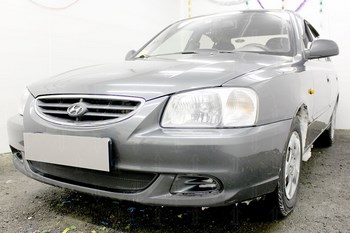 Защитная сетка радиатора ProtectGrille для Hyundai Accent ТагАЗ (2001-2012 Черная) - ОбвесКарРу VIN: HACC.black. 