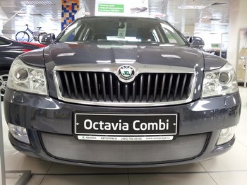 Защитная сетка радиатора ProtectGrille для Skoda Octavia А5 (2008-2013 Хром) - ОбвесКарРу VIN: SKA5.chrome. 