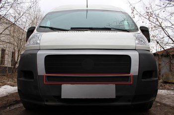 Защитная сетка радиатора ProtectGrille нижняя для Fiat Ducato III (2010-2014 Черная) - ОбвесКарРу VIN: FDUCIII.bot.black. 