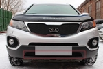 Защитная сетка радиатора ProtectGrille нижняя для KIA Sorento II (2009-2012 Черная)