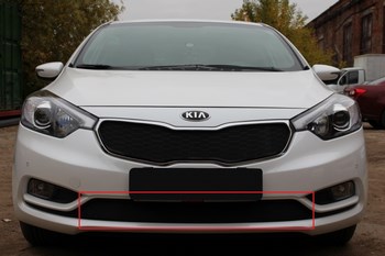 Защитная сетка радиатора ProtectGrille нижняя для KIA Cerato (2013-2015 Черная) - ОбвесКарРу VIN: KCER13.bot.black. 