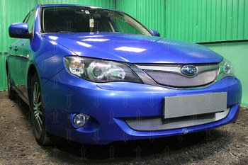 Защитная сетка радиатора ProtectGrille нижняя для Subaru Impreza (2007-2011 Хром) - ОбвесКарРу VIN: SUBIMP07.bot.chrome. 