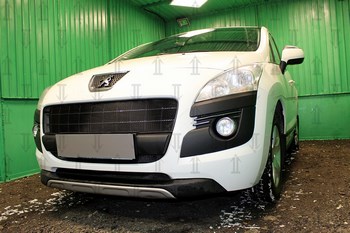 Защитная сетка радиатора ProtectGrille нижняя для Peugeot 3008 (2009-2014 Черная) - ОбвесКарРу VIN: PEU3008.bot.black. 