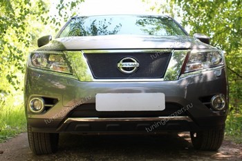 Защитная сетка радиатора ProtectGrille Premium нижняя для Nissan Pathfinder (2014- Черная) - ОбвесКарРу VIN: NPATF14.PREMIUM.bot.black. 