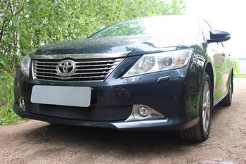 Защитная сетка радиатора ProtectGrille Premium для Toyota Camry (2011-2014 Черная) - ОбвесКарРу VIN: TCAMXV50.black. 