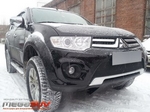 Защитная сетка радиатора ProtectGrille Premium для Mitsubishi L200 Калуга (2013-2015 Черная)