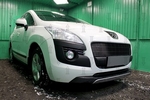 Защитная сетка радиатора ProtectGrille средняя для Peugeot 3008 (2009-2014 Черная)