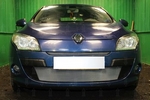 Защитная сетка радиатора ProtectGrille верхняя для Renault Megane (2009-2012 Хром)